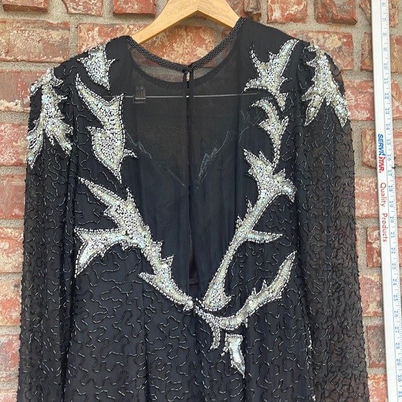 Lillie Rubin vintage silk sequence phot does not do justice on this dress. - Picture 4 of 13